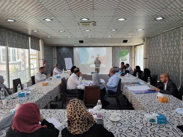 اختتام برنامج تدريبي في الجوانب القانونية في إدارة الموارد البشرية