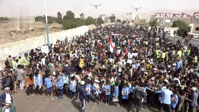 مسيرات حاشدة لطلاب اليمن وفاء لأطفال غزة وعهدا بالوقوف معهم حتى النصر