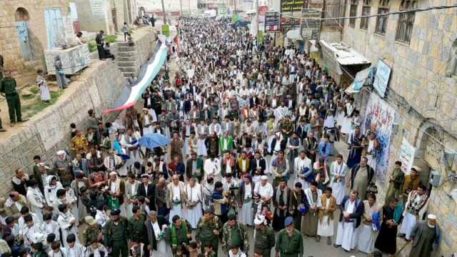 94 مسيرة في المحويت تحت شعار ” ثابتون مع غزة.. وجهوزيتنا عالية لمواجهة كل مؤامرات الأعداء”