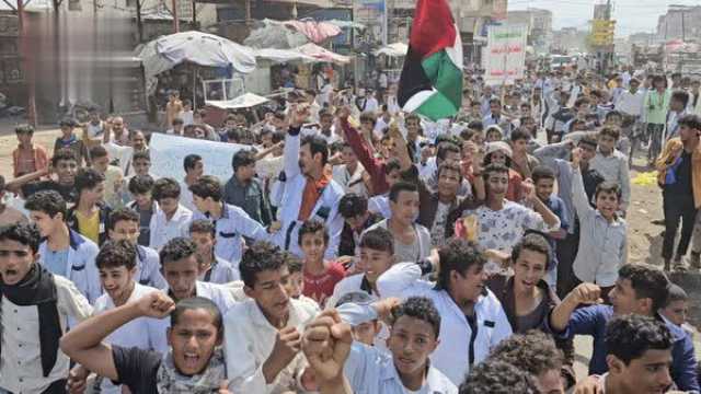 مسيرة طلابية في الجراحي تضامنا مع غزة وتنديدا بجرائم التجويع