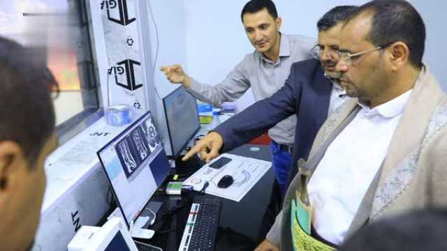 محافظ صعدة يفتتح وحدة الرنين المغناطيسى بهيئة مستشفى الجمهوري