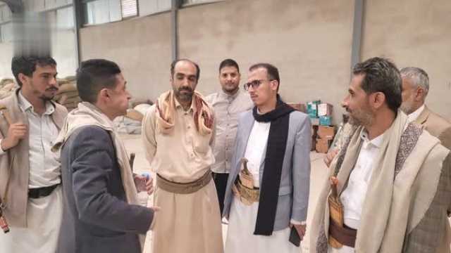 مهدي يتفقد سير العمل في مكتب جمارك ورقابة صنعاء