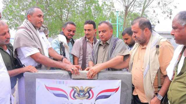 وزير الزراعة ومحافظ الحديدة يدشنان العمل في عدد من المشاريع الزراعية في زبيد والتحيتا