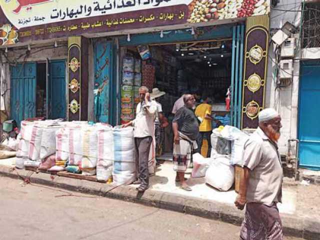 المحافظات المحتلة..أزمات معيشية خانقة.. تفضح أكاذيب انخفاض الصرف