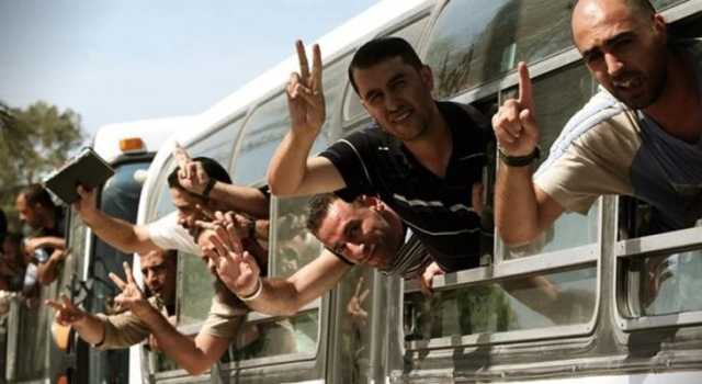 بالأسماء.. إعلام الأسرى الفلسطينيين ينشر قوائم المفرج عنهم ضمن صفقة طوفان الأحرار الثالثة