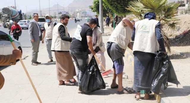 تحت شعار “معاً لبيئة نظيفة”: أمانة العاصمة تدشن حملة لإزالة مظاهر العشوائية والتشوه البصري بالأمانة