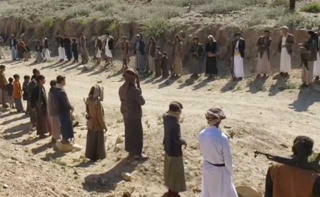 وقفة مسلحة ومسير راجل في حريب القراميش بمأرب