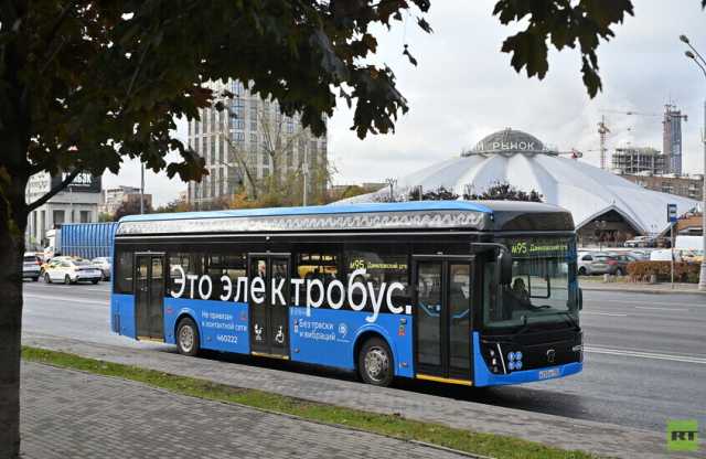 موسكو تبدأ اختبار حافلة كهربائية جديدة مزودة بتقنية الشحن الليلي