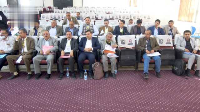 ورشة تدريبية في جامعة عمران حول البحث العلمي وعلاقته بالتدريس الفعال