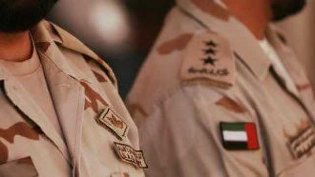 مصادر أمنية: ضباط إماراتيون غادروا من شبوة والريان لإدارة المرتزقة في غزة