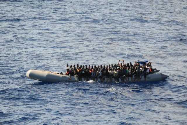 مصرع 40 شخصا في غرق مركب مهاجرين غير شرعيين في تونس