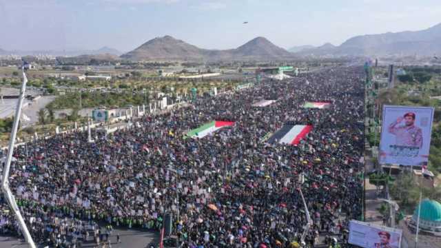 حشود مليونية في العاصمة والمحافظات وفاء للشهداء والتزاما بالسير على نهجهم الجهادي