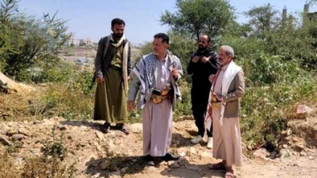 تفقد مشروع صيانة شبكتي المياه والصرف الصحي في دمت بالضالع