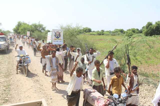مسير راجل لخريجي دورات “طوفان الأقصى” في المنصورية بالحديدة