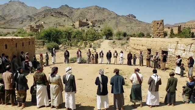 وقفات في مأرب وفاءً لدماء الشهداء وتأكيدًا على مواصلة التعبئة