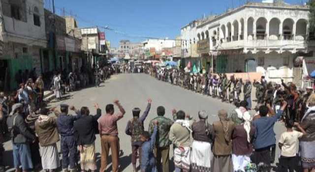 وقفتان مسلحتان في البيضاء وفاءً لتضحيات الشهداء والثبات على الموقف