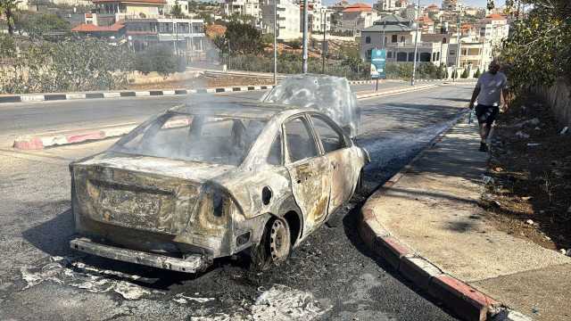مستوطنون صهاينة ينفذون هجمات على الفلسطينيين في عدة مناطق بالضفة الغربية