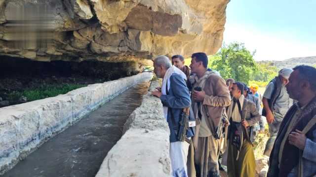 الشغدري يتفقد سير العمل بعدد من المشاريع في دمت