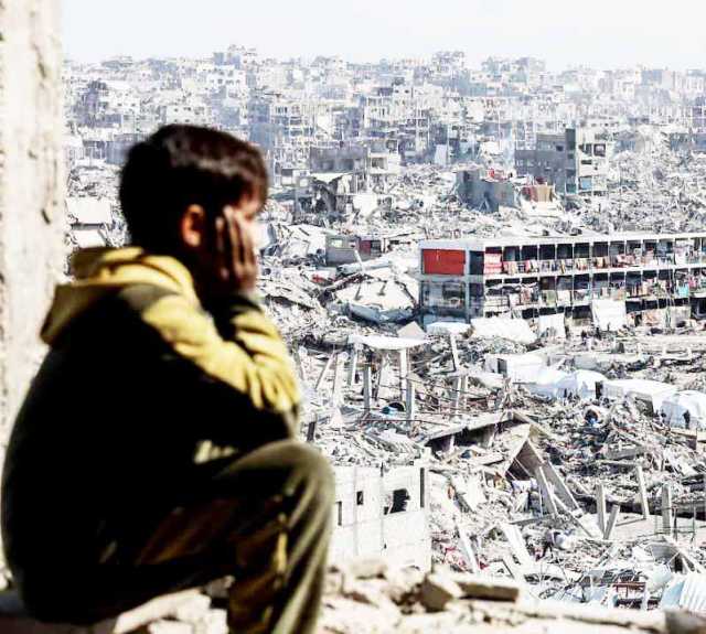 غزة تنهض من الرماد وتبحث عن وجهها المفقود