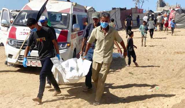 الفلسطينيون يشيّعون 54 شهيداً أعادهم الاحتلال إلى غزة بلا ملامح