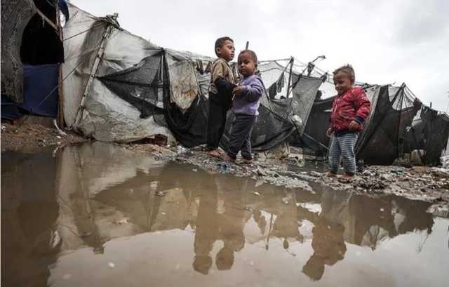 الأونروا تحذّر من تدهور الأوضاع المعيشية في غزة مع اشتداد أمطار الشتاء