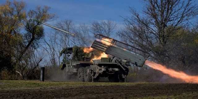 الدفاع الروسية : قاذف صواريخ غراد يدمر معقلًا أوكرانيًا في دونيتسك