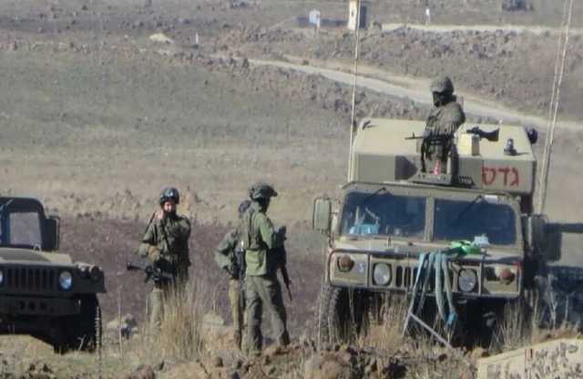 سوريا : قوات العدو الإسرائيلي تتوغّل في ريف القنيطرة الجنوبي وتقيم حاجزاً عسكرياً