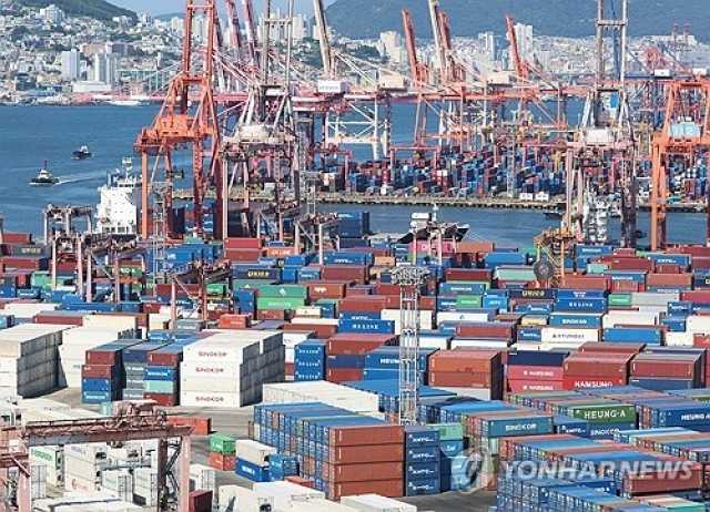 بنوك الاستثمار العالمية ترفع توقعاتها لنمو الاقتصاد الكوري الجنوبي لعام 2026