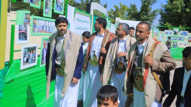 قيادة الهيئة العامة لرعاية أسر الشهداء تزور اضرحة الشهداء الصماد والرهوي والغماري