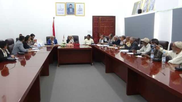 اجتماع في إب يناقش مشاريع وخطط وحدة التمويل الزراعية للعام 1447هـ