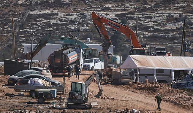 العدو الإسرائيلي يهدم 5 منشآت شرق القدس.. ومستوطنون يهاجمون تجمع العراعرة في جبع شمالي القدس