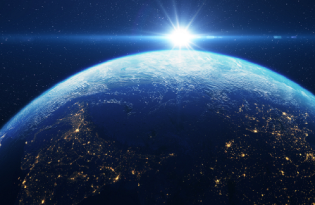 روسيا تطلق أقمارا جديدة لرصد الأرض والأجسام السماوية