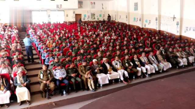 إدارة أمن المحويت تُحيي الذكرى السنوية للشهيد بفعالية خطابية