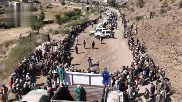 وقفة مسلحة وافتتاح معرض صور الشهداء في الحيمة الخارجية