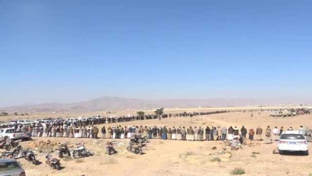 أبناء قبيلة بلاد الروس يؤكدون استمرار التعبئة وفاءً لدماء الشهداء