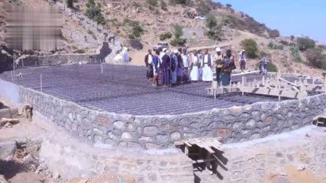 الاطلاع على سير العمل بمشروع حاجز مائي في خدير