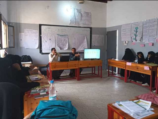 اختتام دورة أساسيات العمل التطوعي لرائدات التنمية في اللحية بالحديدة