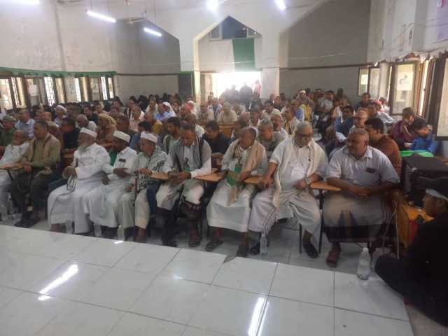 قطاع التعليم في الحديدة يُحيي الذكرى السنوية للشهيد