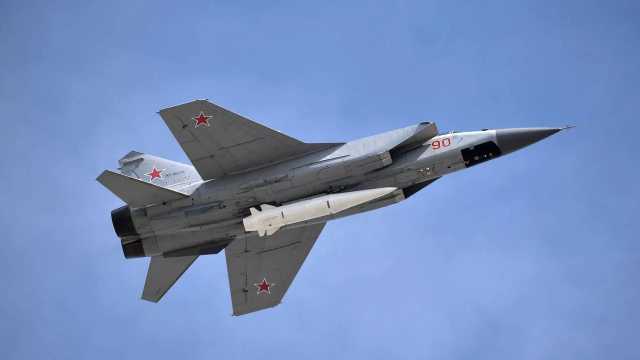 لافروف: بريطانيا ستواجه صعوبة في تبرئة نفسها من محاولة اختطاف طائرة “ميغ-31”