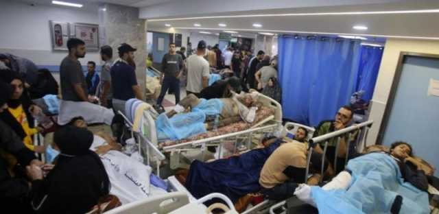 مدير مجمع الشفاء في غزة: العدو الإسرائيلي يحتجز شاحنات الطواقم الطبية بهدف زيادة عدد الضحايا
