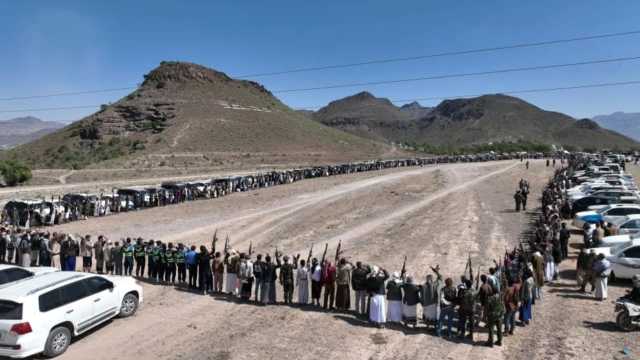 وقفة مسلحة في دمت وفاءً لدماء الشهداء وتأكيدًا على الجاهزي