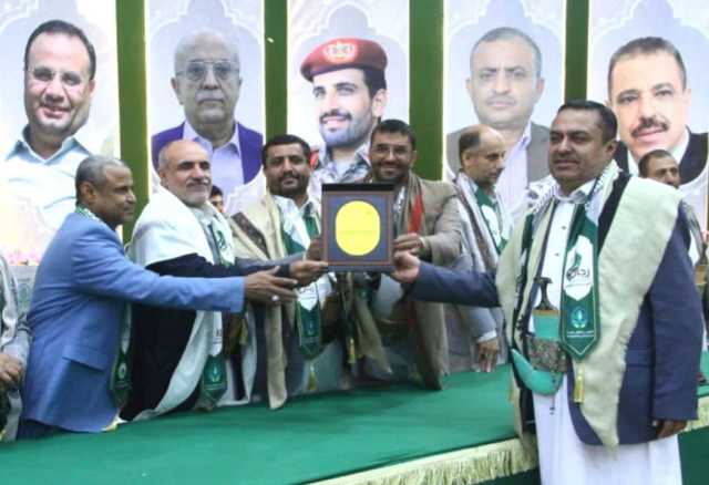 تكريم المتفوقين من أبناء الشهداء في المسابقة الثقافية المنهجية في الأمانة