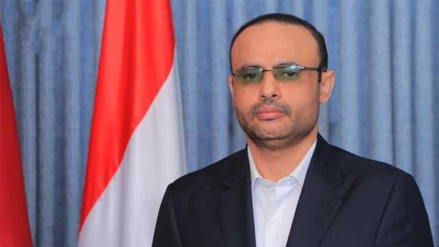 الرئيس المشاط يعزّي في وفاة الشيخ هزاع بن ناصر العقر