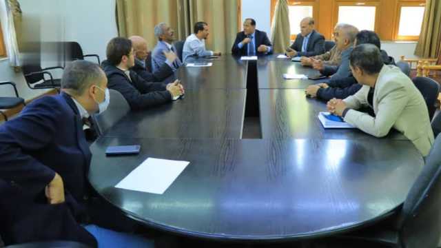 الاطلاع على العملية التعليمية ومستوى التجهيزات في كلية الهندسة بجامعة صنعاء