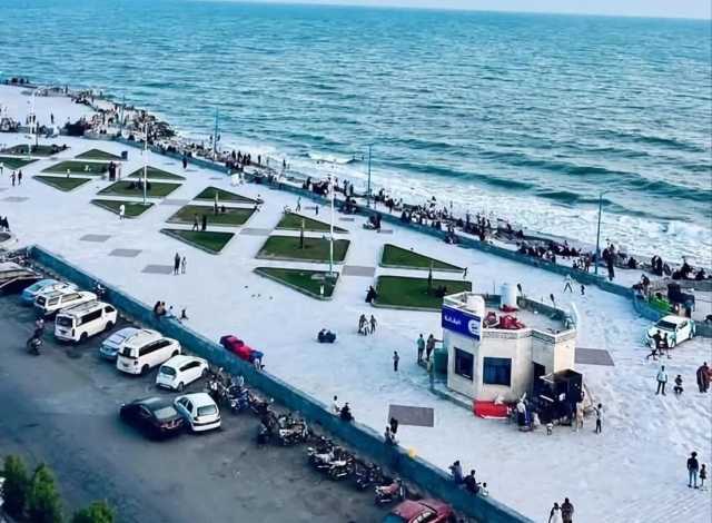 مشروع تأهيل كورنيش مدينة الحديدة.. إنجاز نوعي بعد سنوات من الإهمال