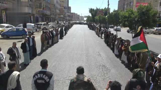 وقفة شعبية في مديرية الصافية وفاءً للشهداء ومباركة للإنجاز الأمني