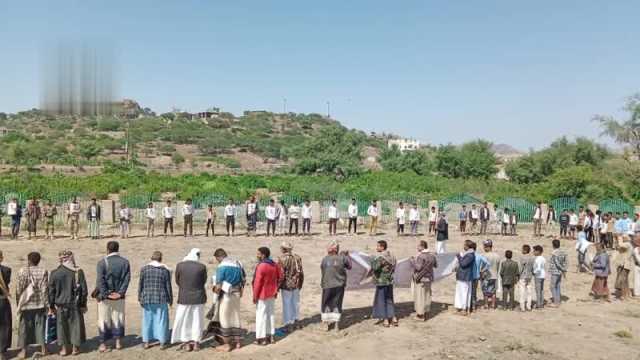 وقفات قبلية مسلحة في تعز وفاءً لتضحيات الشهداء