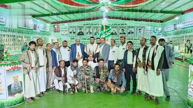 زيارة لمنتسبي هيئة الموارد المائية في إب للمعرض للشهداء