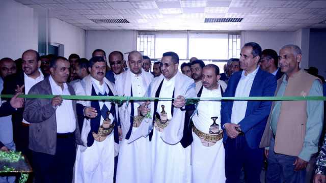 وزير الاتصالات يفتتح معرض شهداء موظفي قطاع الاتصالات والبريد