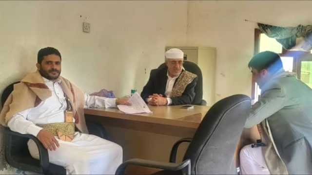 رئيس محكمة الاستئناف بحجة يتفقد سير العمل في محكمة بني قيس الابتدائية